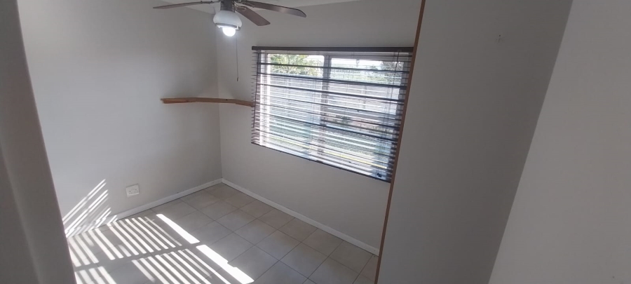 4 Bedroom Property for Sale in Gonubie Eastern Cape